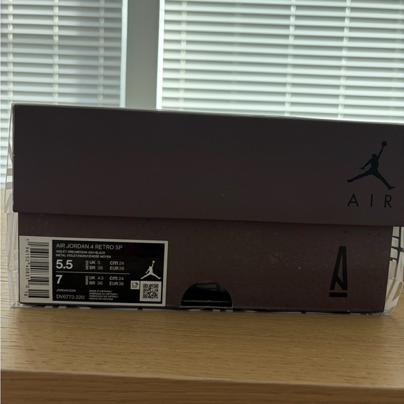 Nike Jordan 4 Retro SP - Violet Ore and Cream - Picture 7 of 7